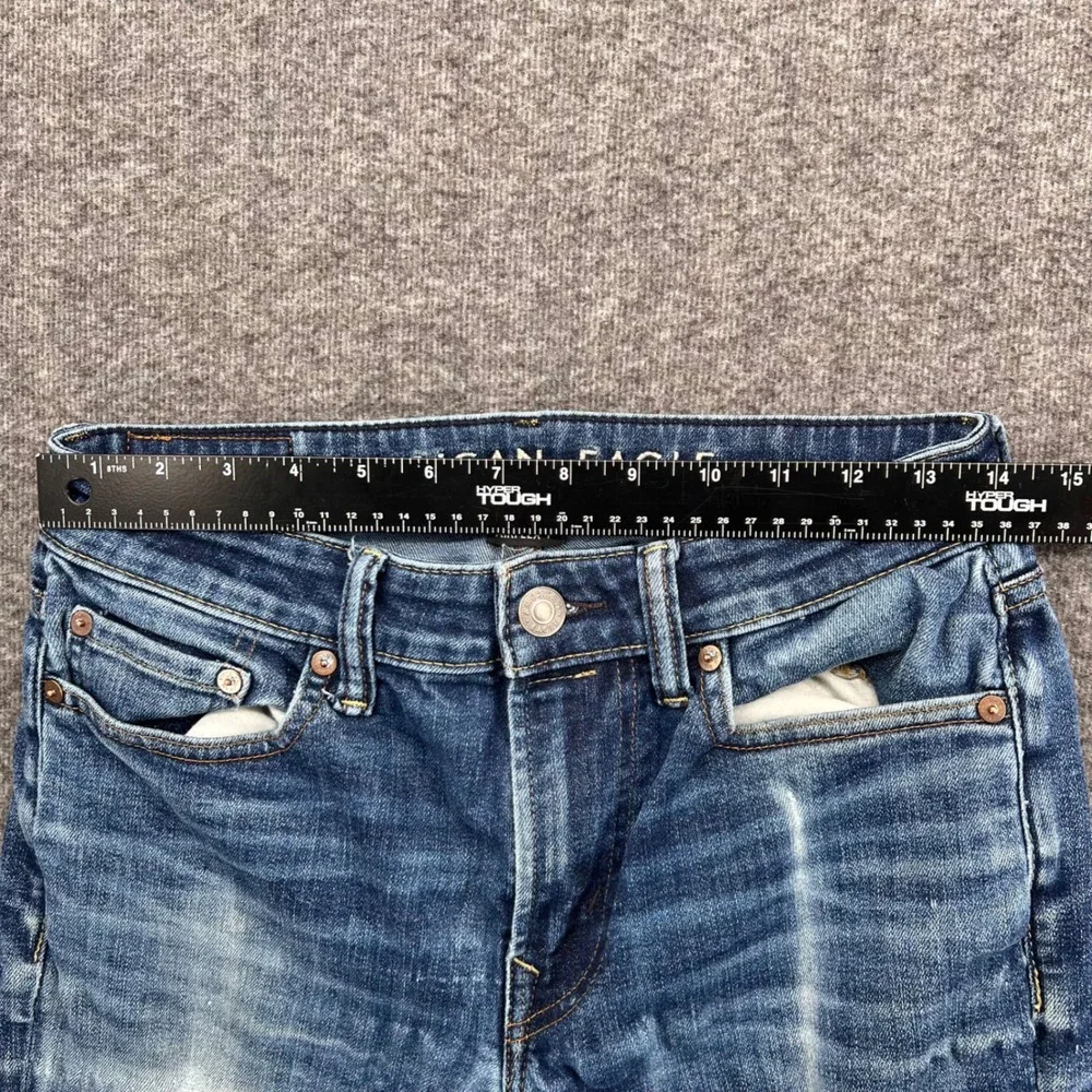 American Eagle Mens Original Straight Airflex+ Medium Wash Blue Denim Jeans